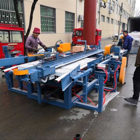 plywood cutting machine